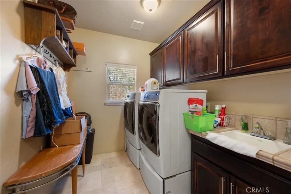 884 Auklet Court Arroyo Grande, CA 93420