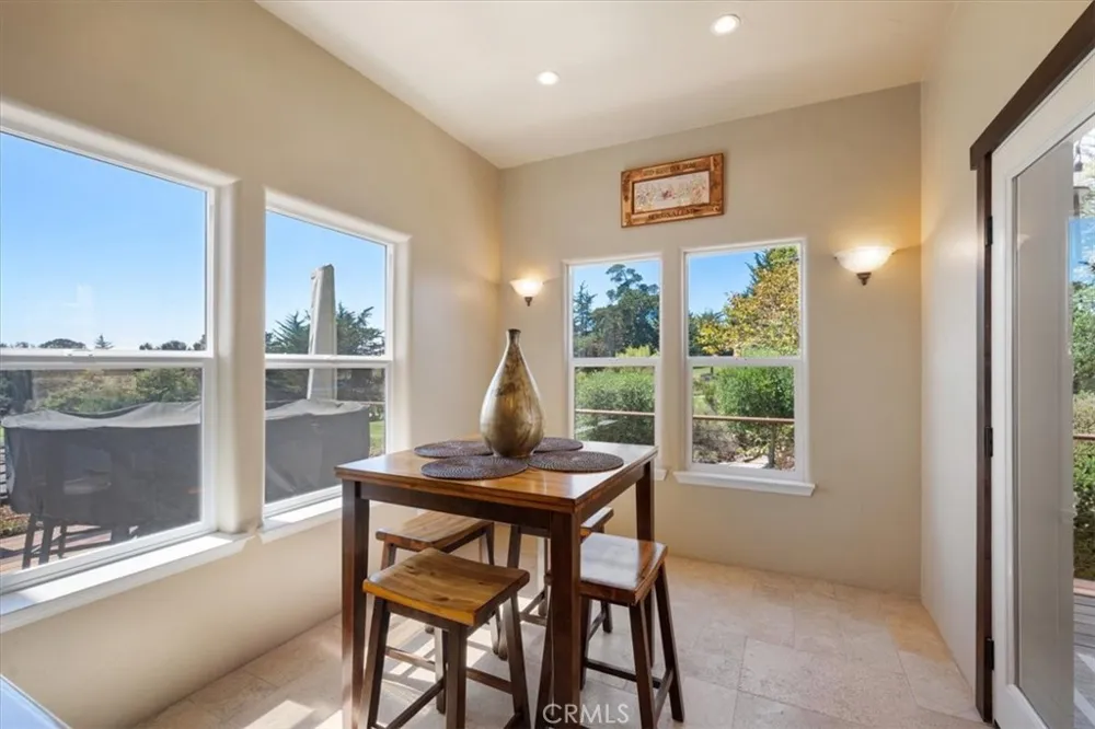 884 Auklet Court Arroyo Grande, CA 93420