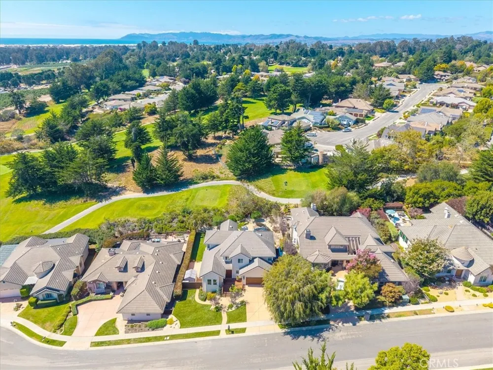 884 Auklet Court Arroyo Grande, CA 93420