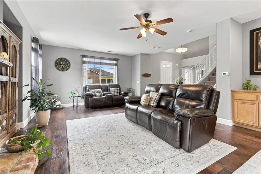 2517 Hinds Place Santa Maria, CA 93455