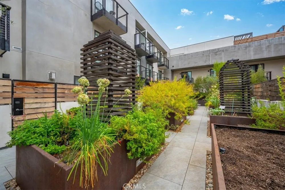 1130 Broad #2 San Luis Obispo, CA 93401
