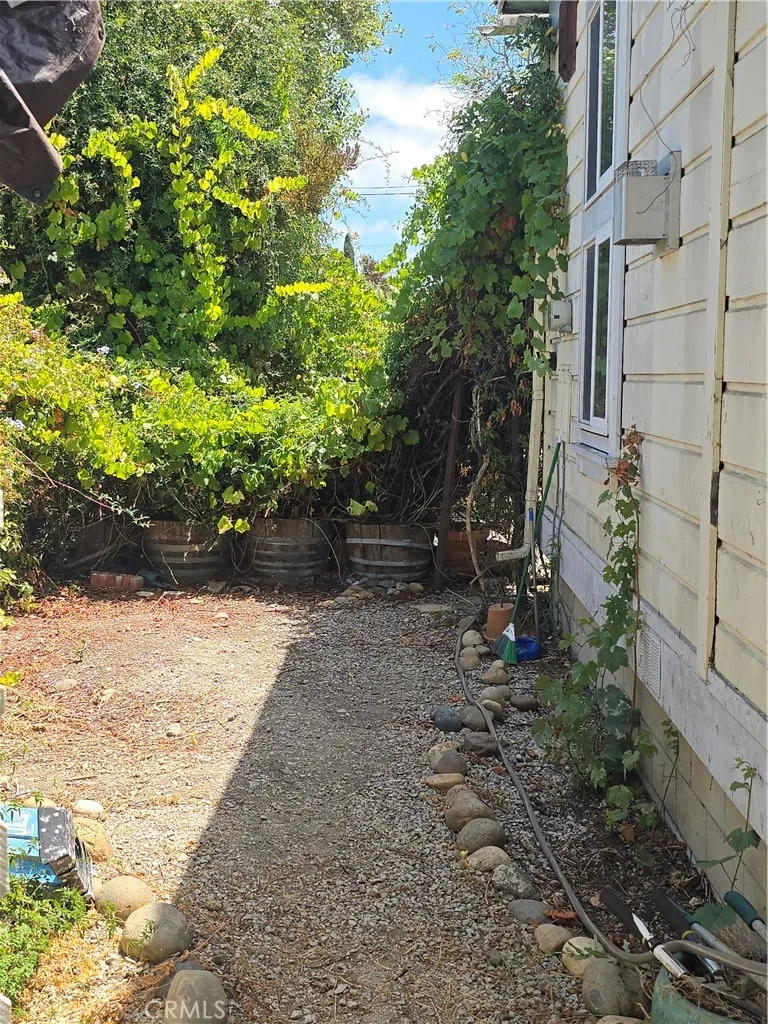 112 W Price Nipomo, CA 93444