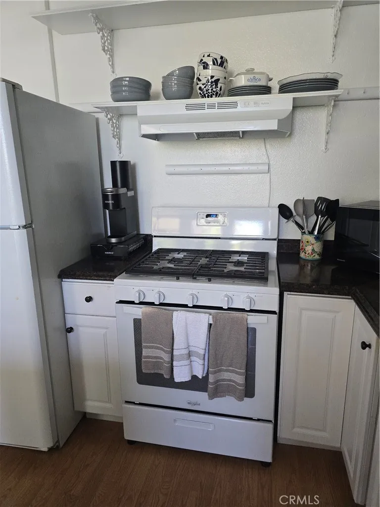 112 W Price Nipomo, CA 93444