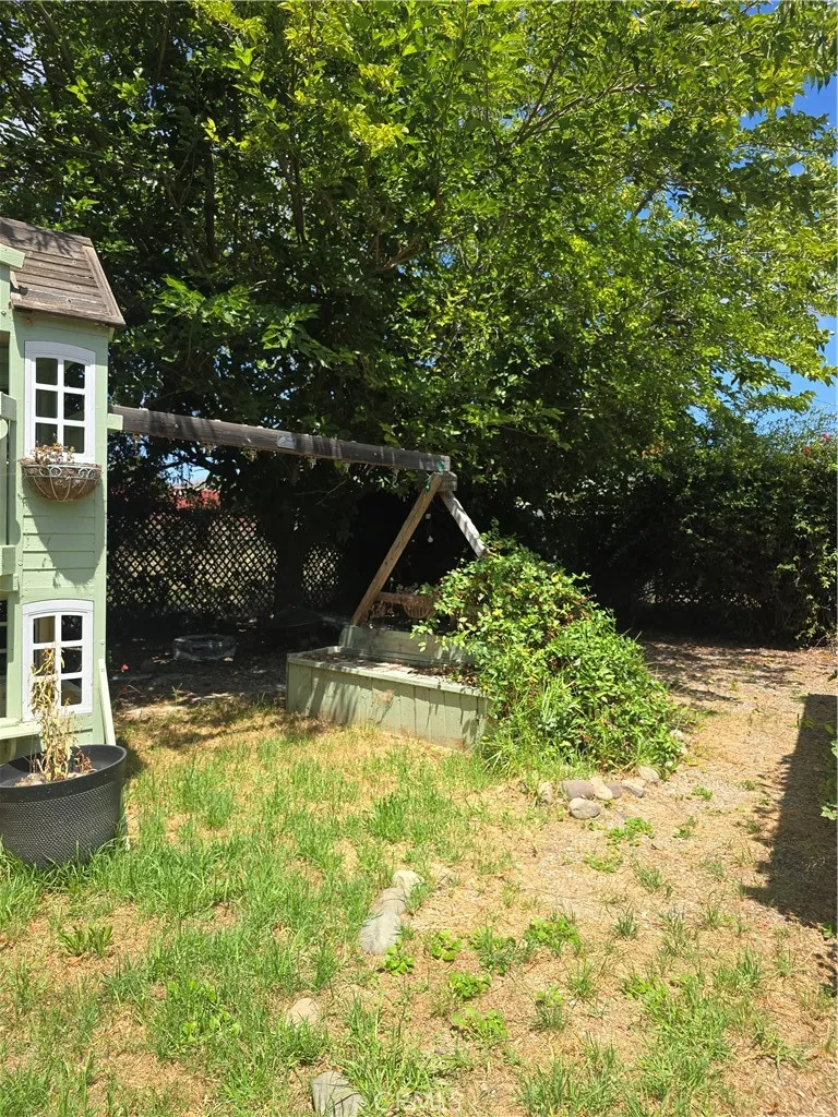 112 W Price Nipomo, CA 93444