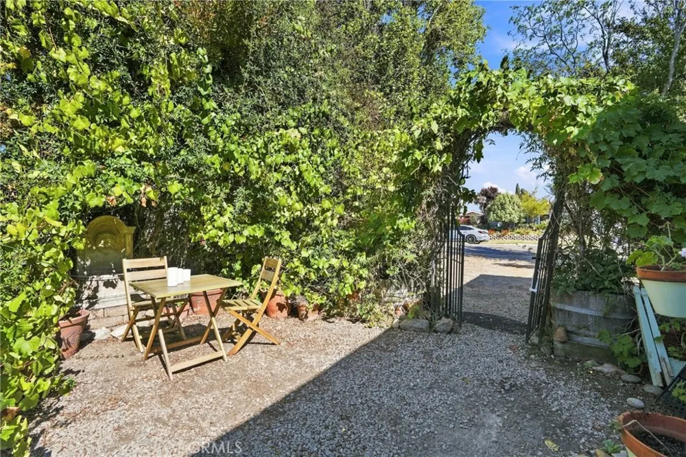 112 W Price Nipomo, CA 93444