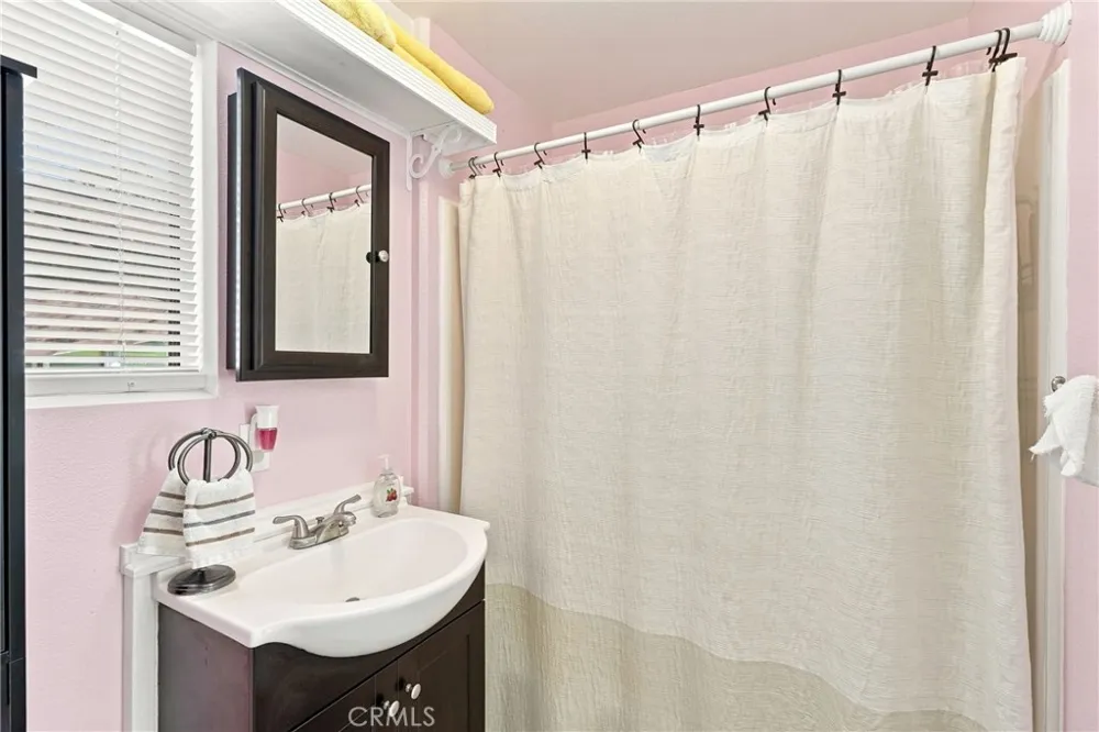 112 W Price Nipomo, CA 93444