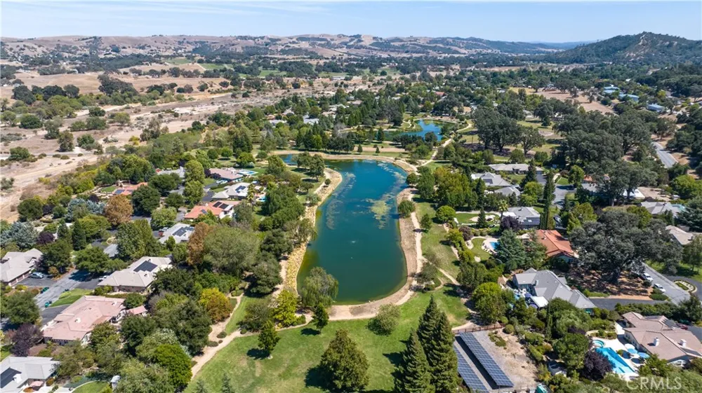3050 Avenida Del Sol Atascadero, CA 93422
