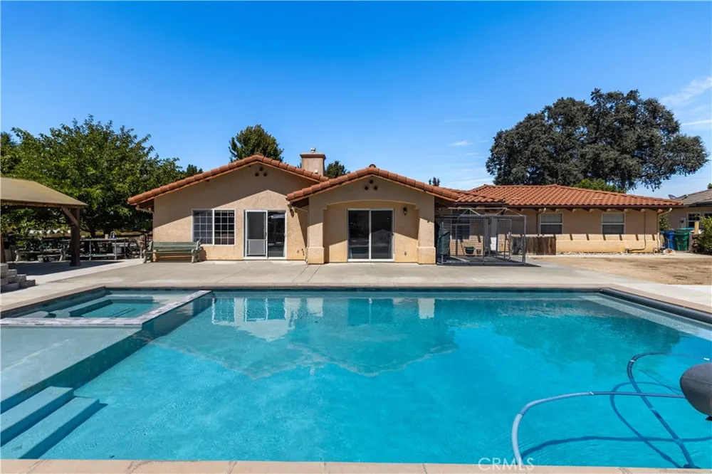 3050 Avenida Del Sol Atascadero, CA 93422