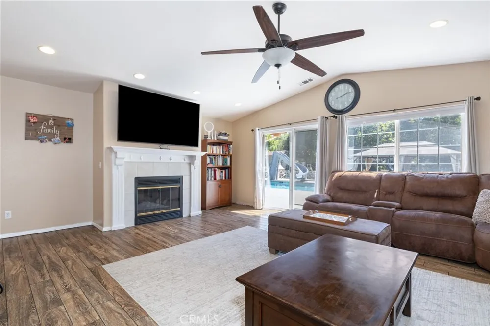3050 Avenida Del Sol Atascadero, CA 93422