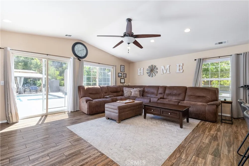 3050 Avenida Del Sol Atascadero, CA 93422