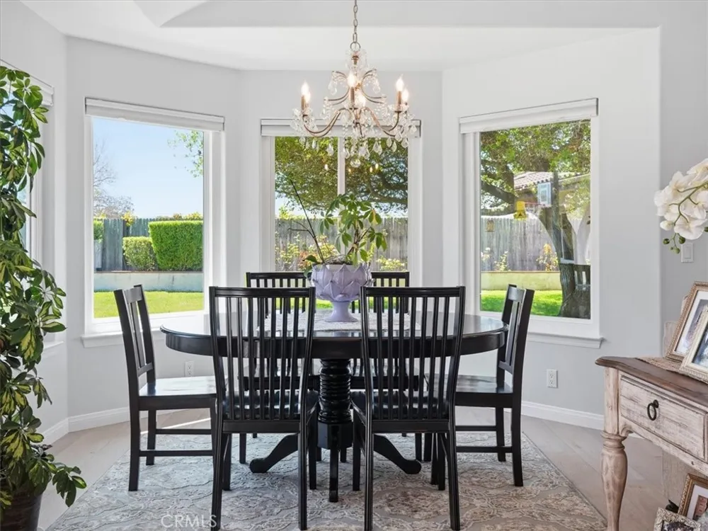 4389 Kris Santa Maria, CA 93455