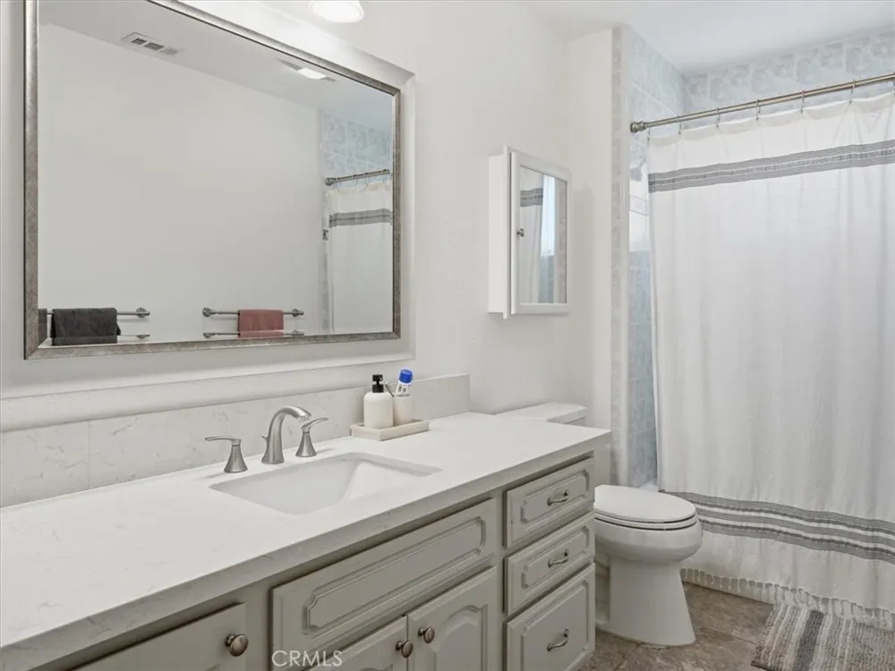 4389 Kris Santa Maria, CA 93455