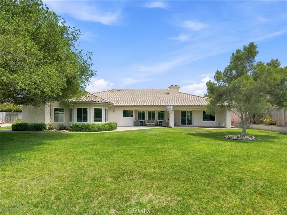 4389 Kris Santa Maria, CA 93455