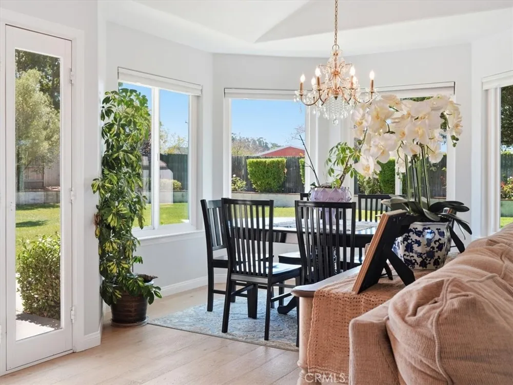 4389 Kris Santa Maria, CA 93455