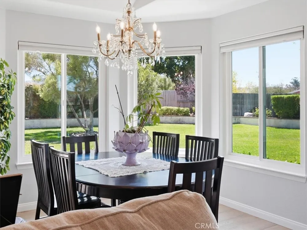 4389 Kris Santa Maria, CA 93455
