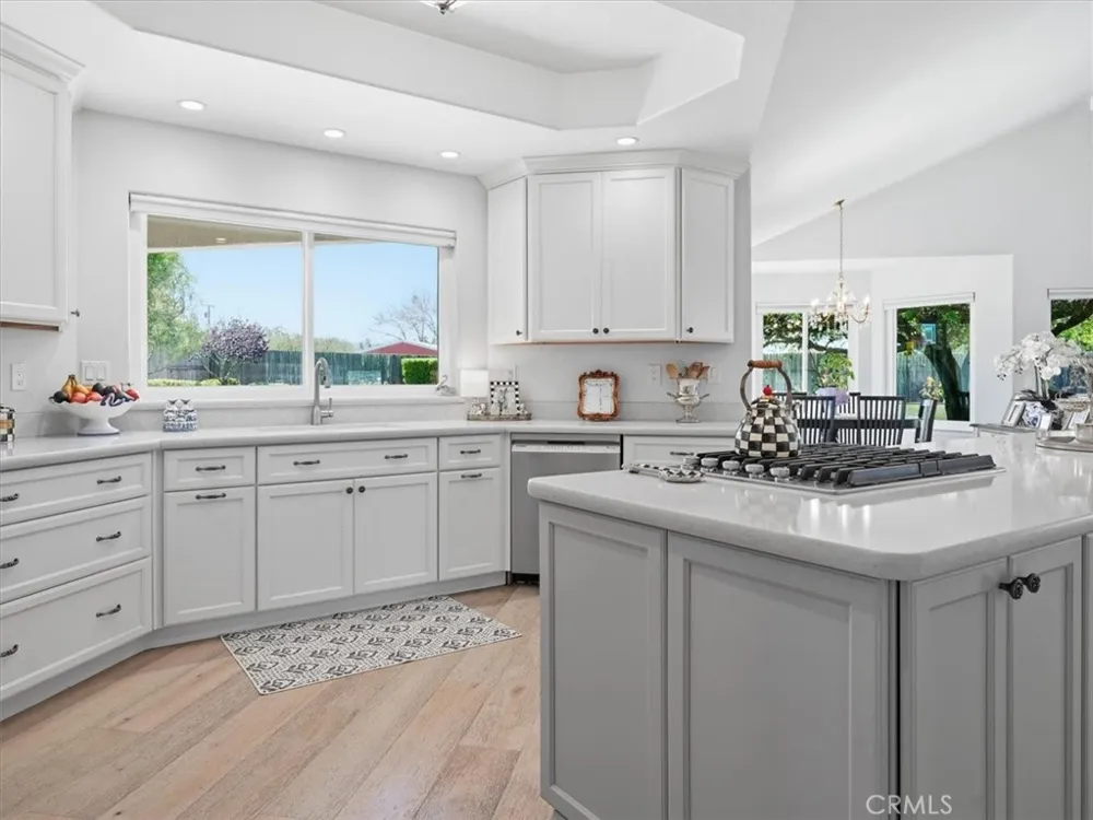 4389 Kris Santa Maria, CA 93455