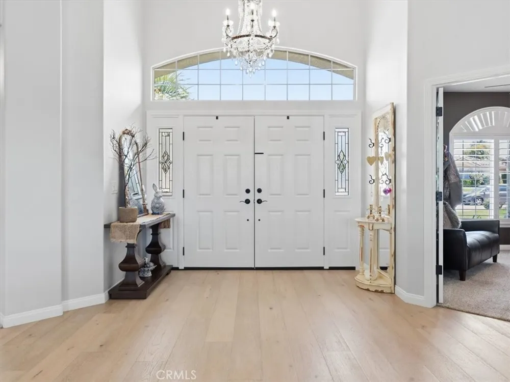 4389 Kris Santa Maria, CA 93455