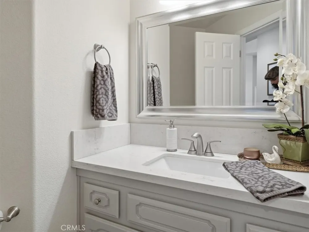 4389 Kris Santa Maria, CA 93455