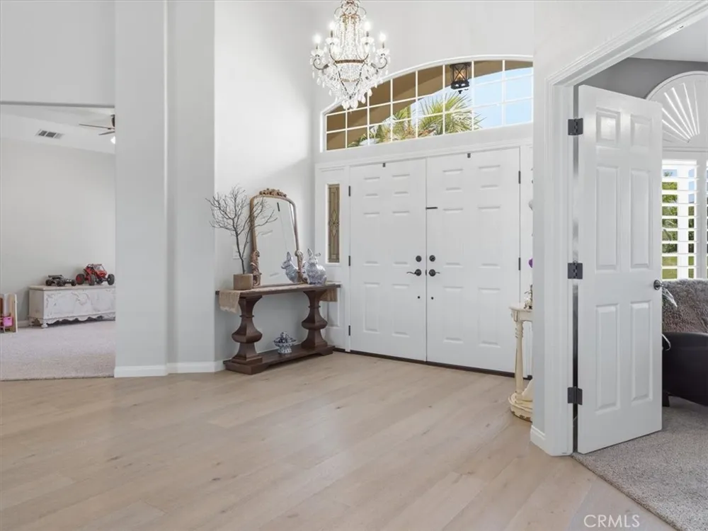 4389 Kris Santa Maria, CA 93455