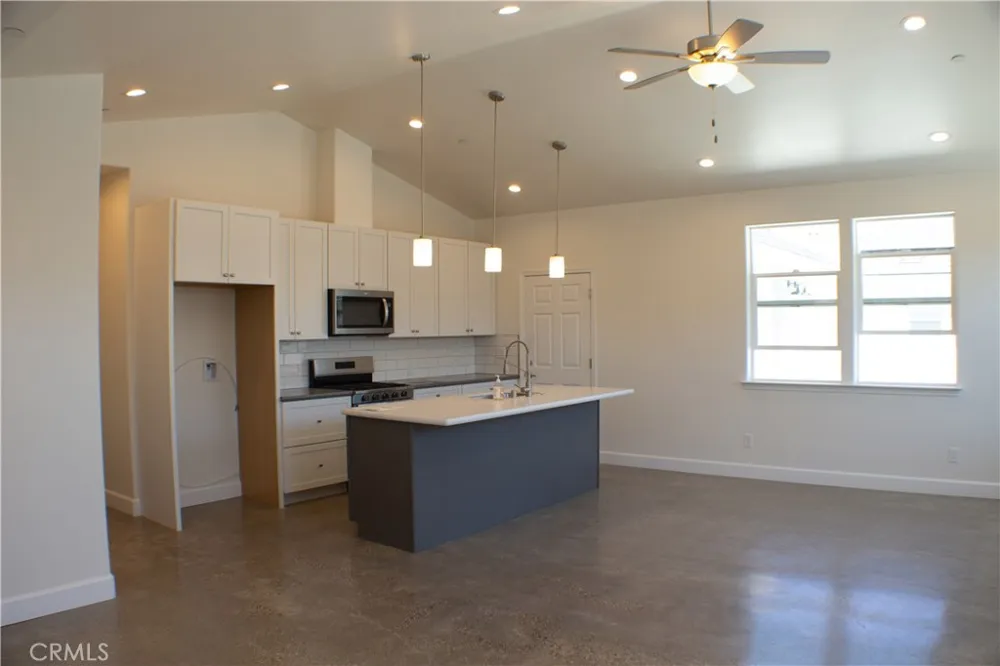1468 Ronald Way Oceano, CA 93445