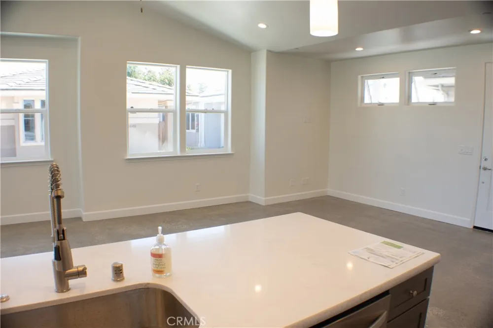 1468 Ronald Way Oceano, CA 93445