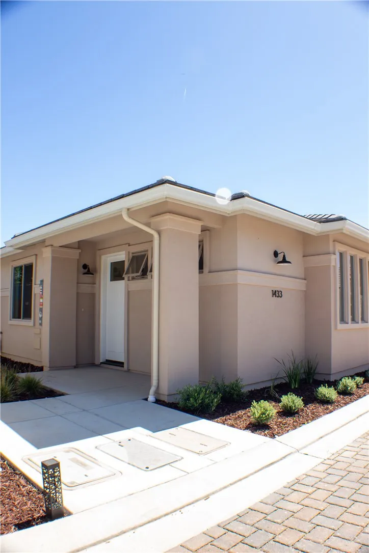 1468 Ronald Way Oceano, CA 93445