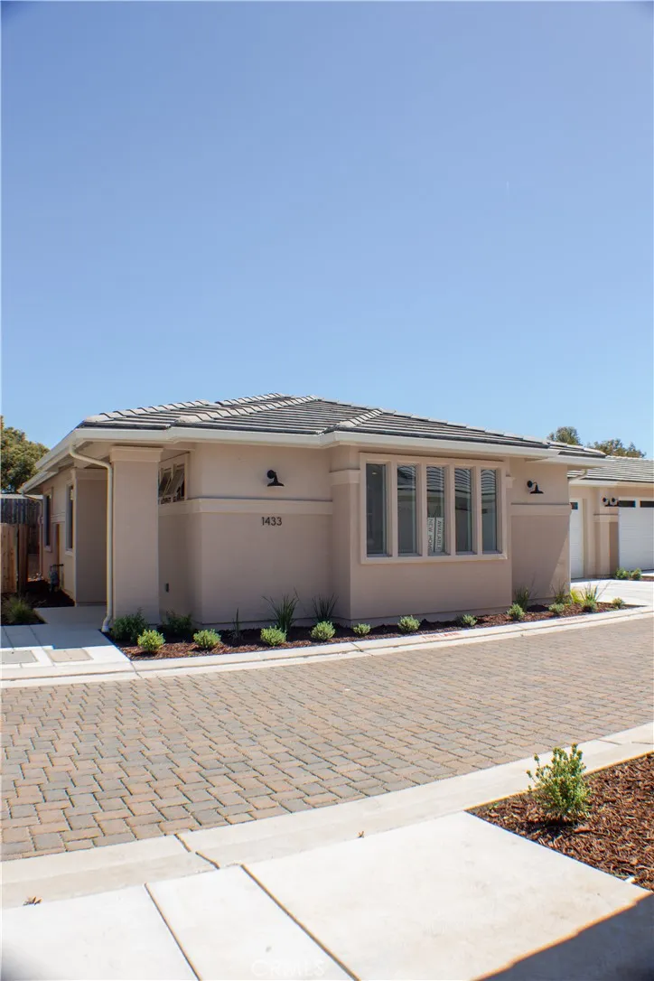 1468 Ronald Way Oceano, CA 93445