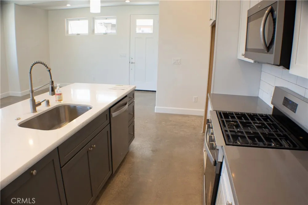 1468 Ronald Way Oceano, CA 93445