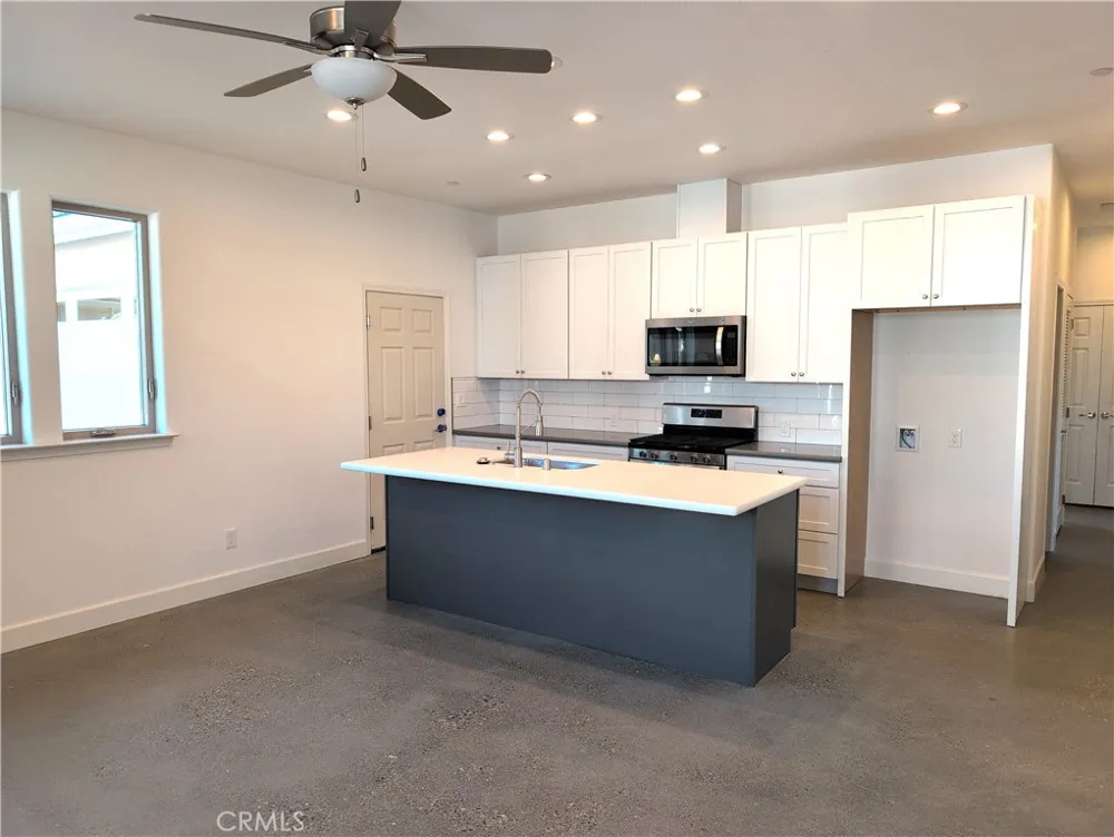 1468 Ronald Way Oceano, CA 93445