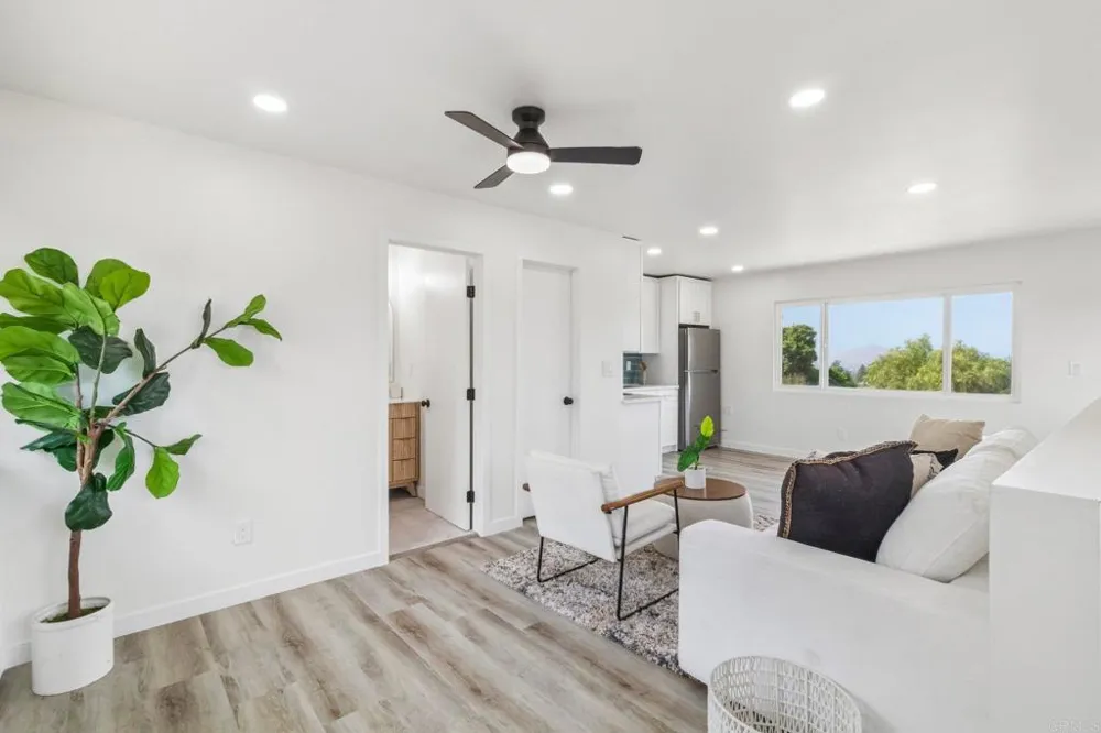 2019 Avenida Penasco El Cajon, CA 92019