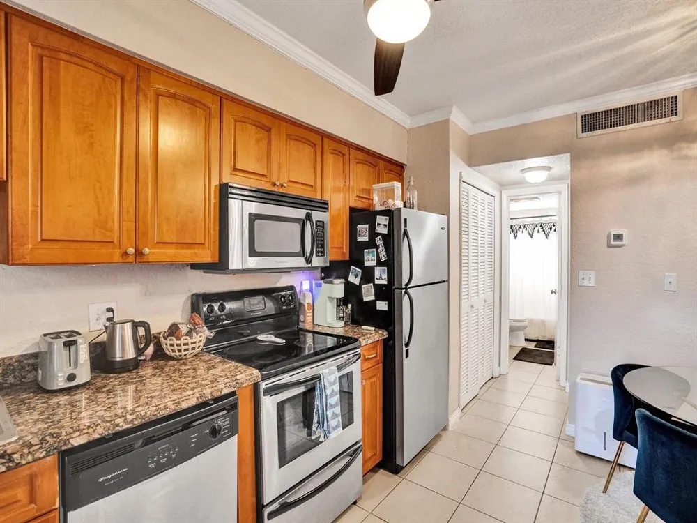 2190 SE 5TH STREET #4-A Pompano Beach, FL 33062