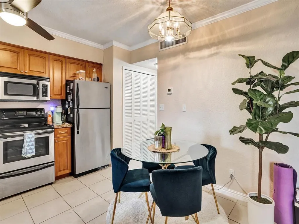 2190 SE 5TH STREET #4-A Pompano Beach, FL 33062