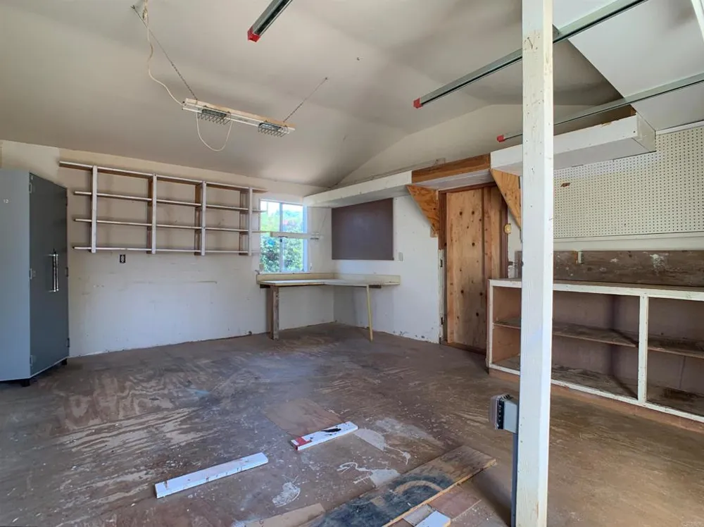 9161 Emerald Grove Avenue Lakeside, CA 92040