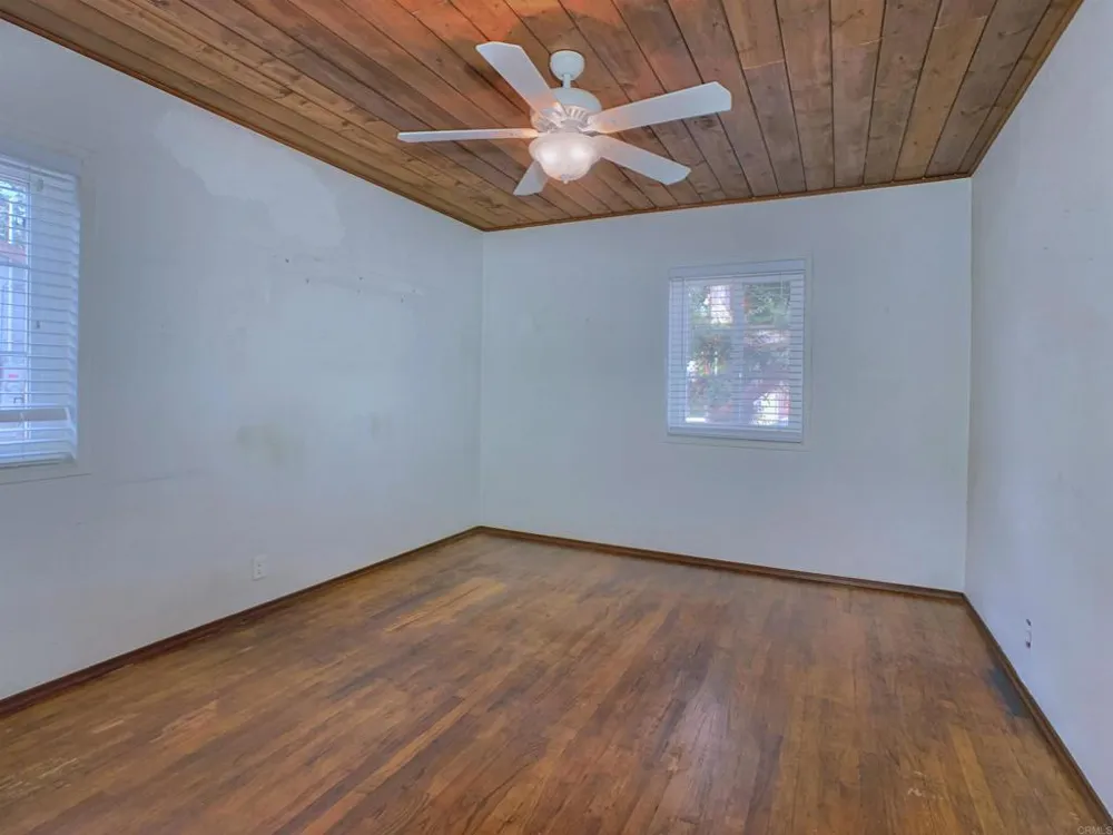 9161 Emerald Grove Avenue Lakeside, CA 92040