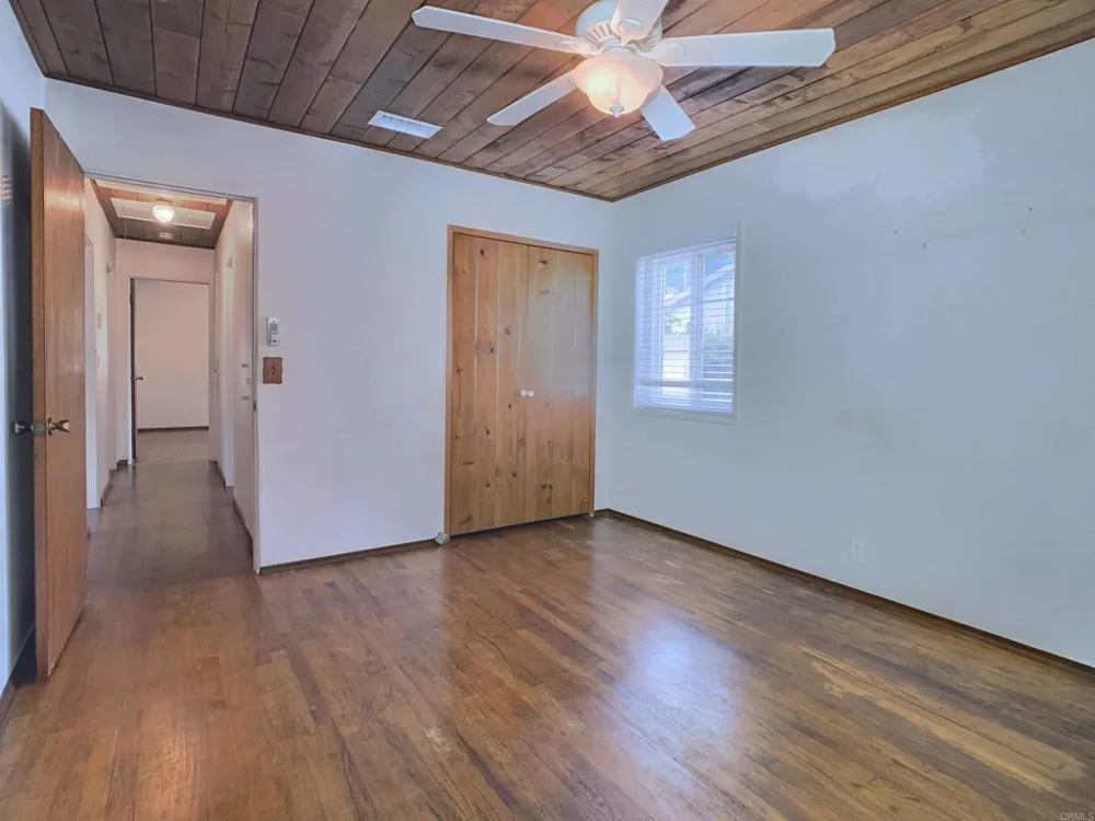 9161 Emerald Grove Avenue Lakeside, CA 92040