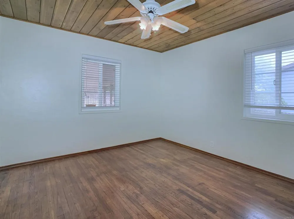 9161 Emerald Grove Avenue Lakeside, CA 92040