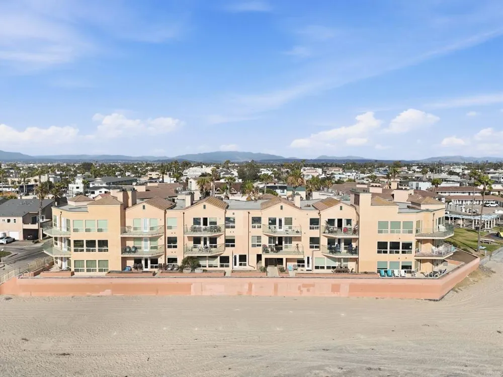 714 Seacoast Drive #216 Imperial Beach, CA 91932
