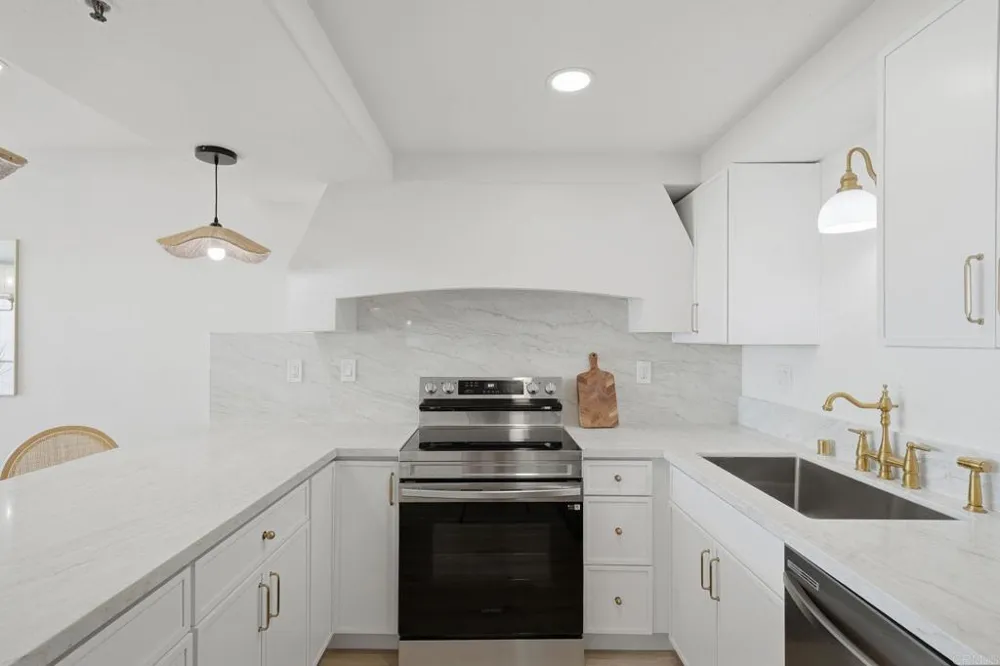 714 Seacoast Drive #216 Imperial Beach, CA 91932