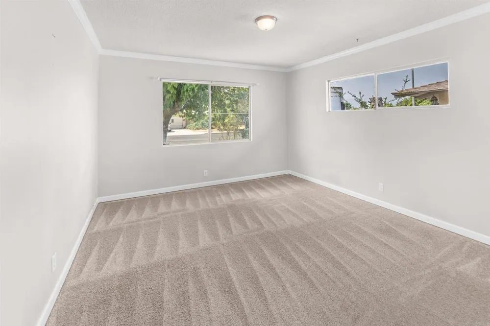 626 E Wright Street Hemet, CA 92543