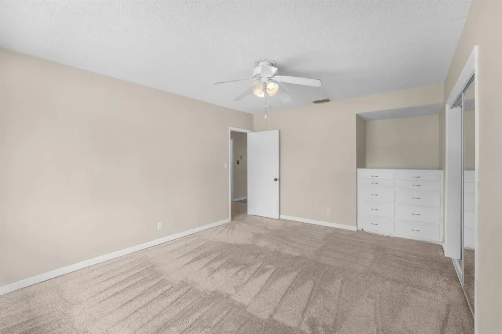 626 E Wright Street Hemet, CA 92543