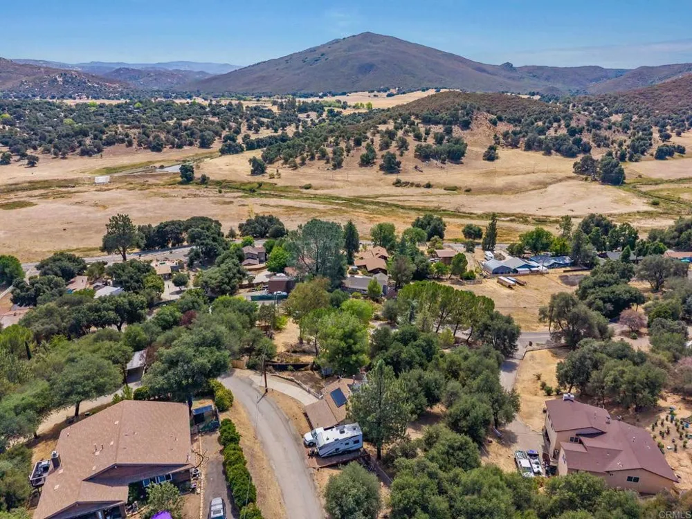 9421 Elm Dr Descanso, CA 91916