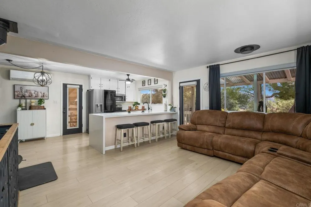 9421 Elm Dr Descanso, CA 91916