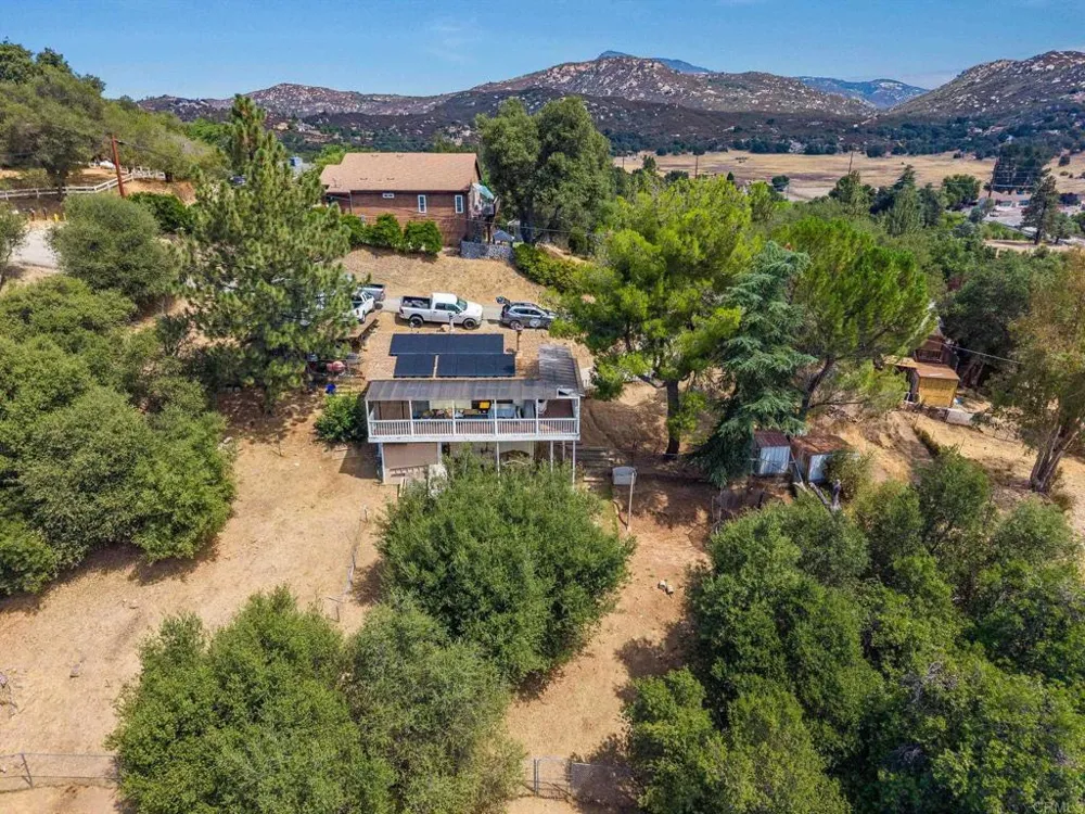 9421 Elm Dr Descanso, CA 91916