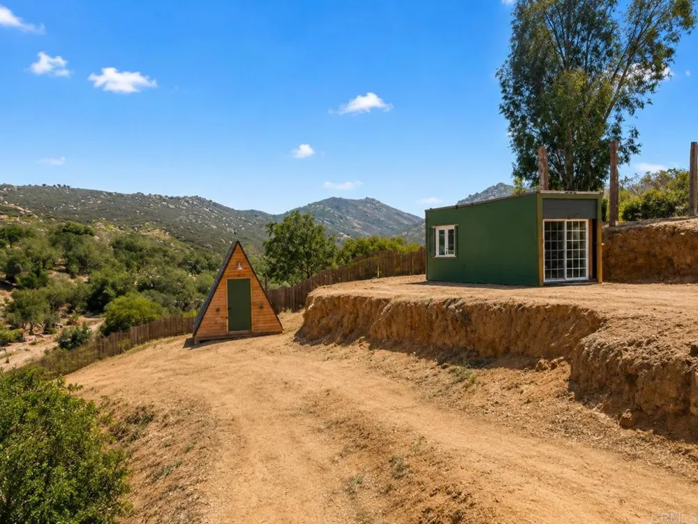 18629 Quail Trail Drive Jamul, CA 91935