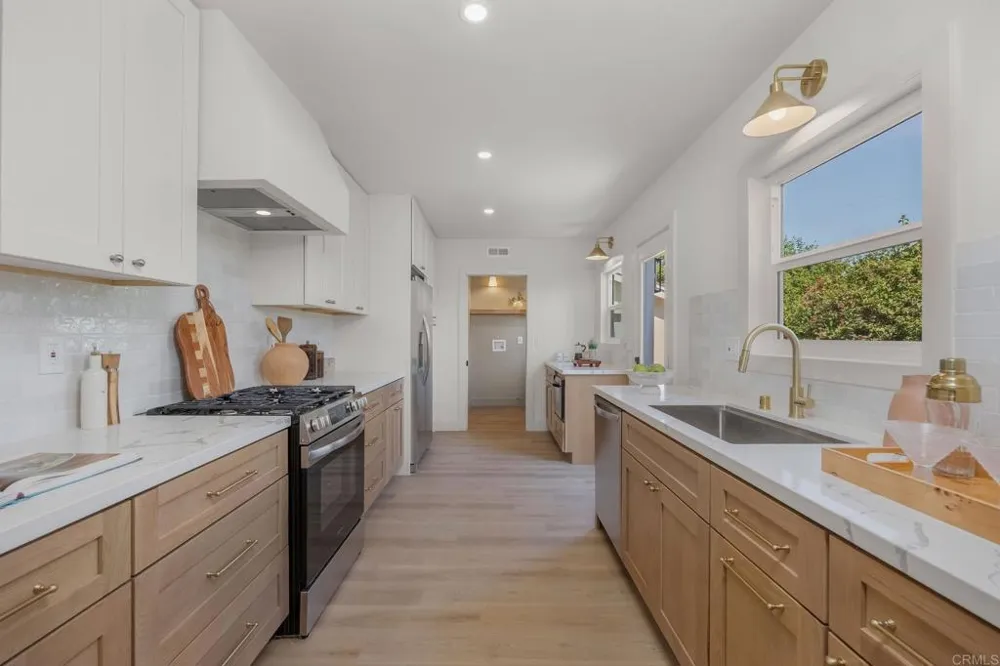 198 Siesta St Anaheim, CA 92801