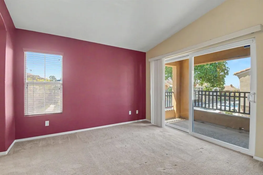 1361 Caminito De La Luna Chula Vista, CA 91911
