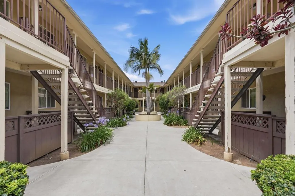 320 J AVENUE #92 National City, CA 91950