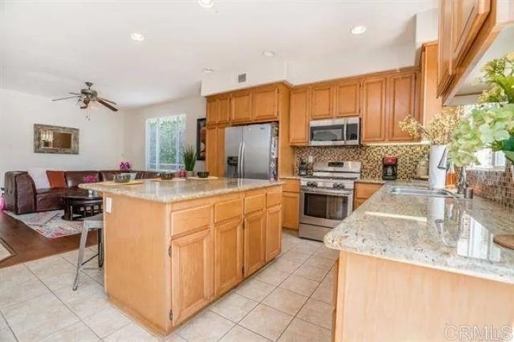 2495 Mackenzie Creek Road Chula Vista, CA 91914