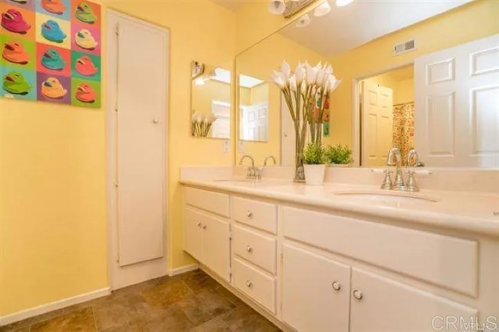 2495 Mackenzie Creek Road Chula Vista, CA 91914