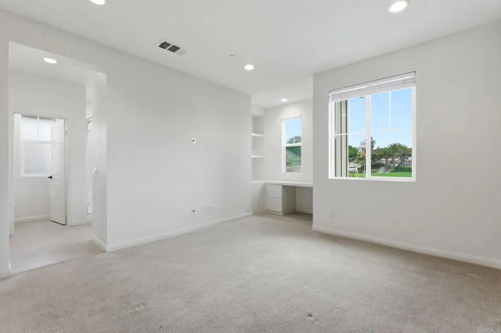 2711 Jujube Street Spring Valley, CA 91977